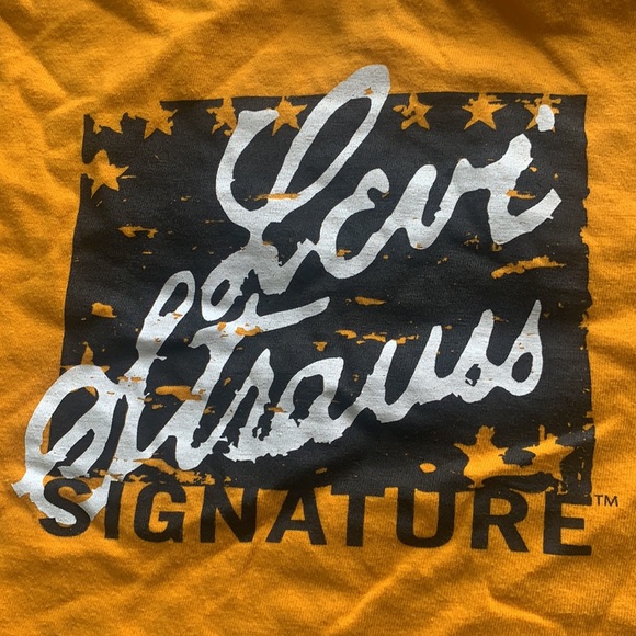 Orange Levi’s T-shirt - Picture 3 of 7